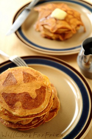 Pumpkin Pie Pancakes – Jack-O-Lantern Flapjacks 8078595622_4c3c31ec85