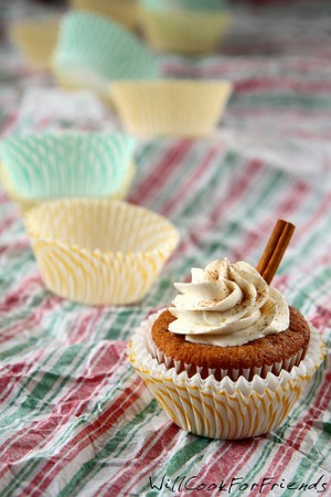 Eggnog Cupcakes with Light-As-Air Buttercream – and Rockin’ For The Hungry 8257221611_12cf280e08