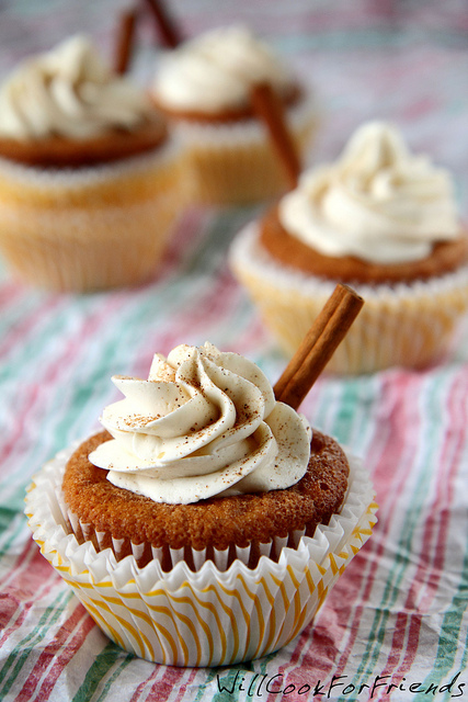 Eggnog Cupcakes, with light-as-air Buttercream, 3/5