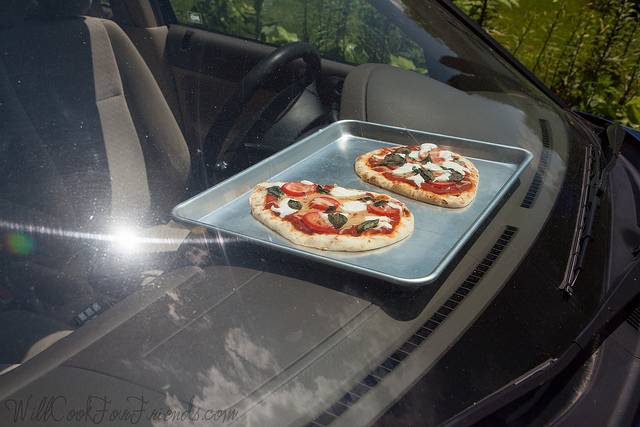 Dashboard Pizza - Solar Power Cooking | Will Cook For Friends