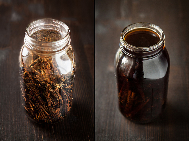 Homemade Vanilla Extract (better than store-bought, and easy to make!)