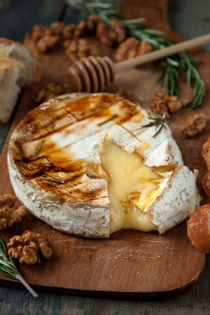 Baked Brie with Rosemary, Honey, & Candied Walnuts 11730580953_81ef3ecaea_z