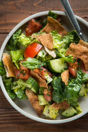 Mediterranean Fattoush Salad (With Video) Fattoush Salad, web-5