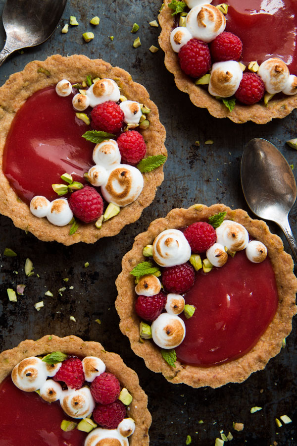 Individual Rhubarb Tarts With Pistachios Berries Shortbread Crust Will Cook For Friends